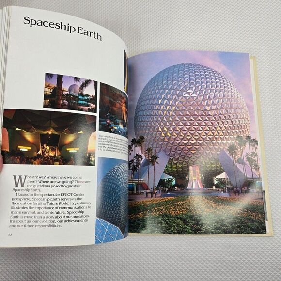 Walt Disney World 20 Magical Years Vintage 1991 Souvenir Collector's Book - Picture 5 of 7